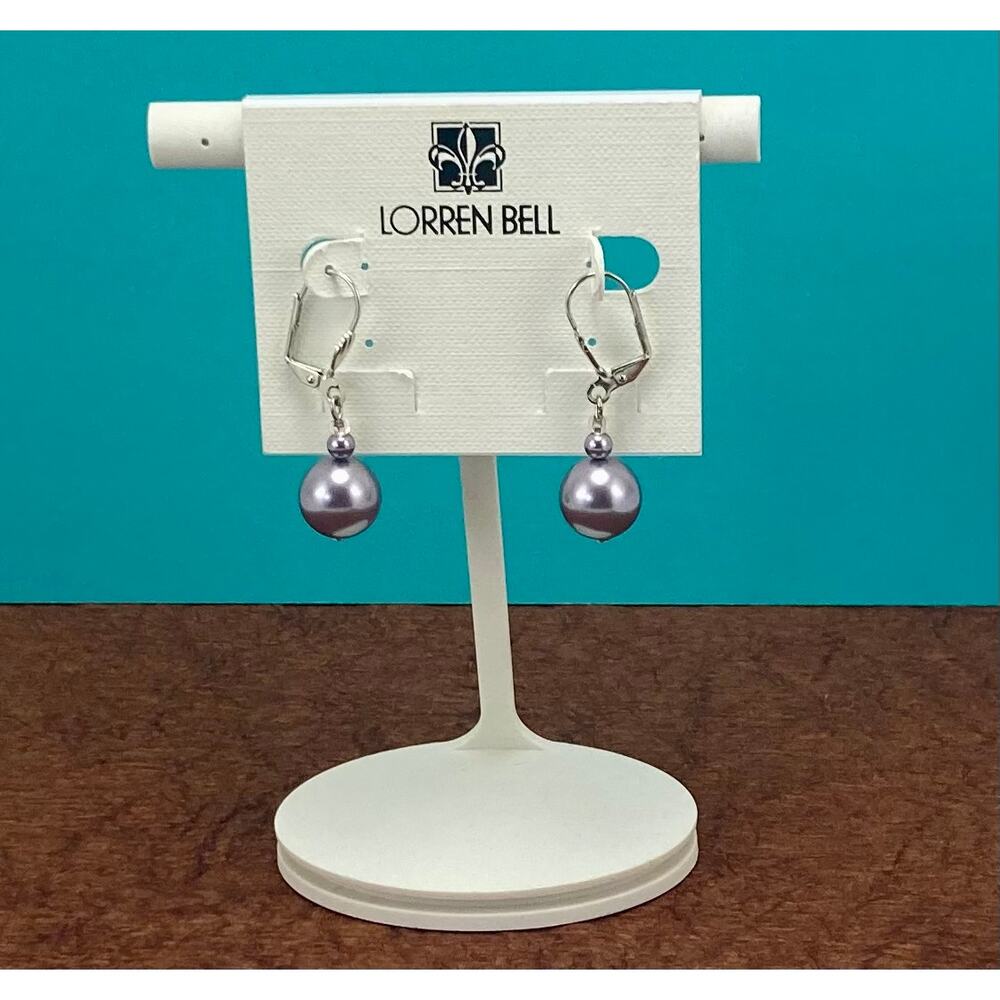 Vintage Lorren Bell pearl earrings